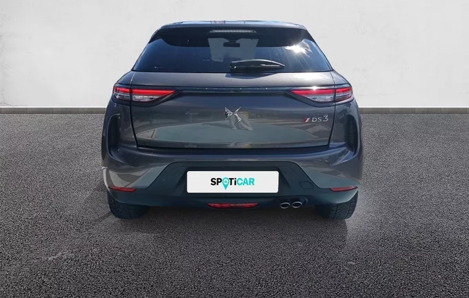 DS DS3 Crossback PureTech 130 EAT8 Performance Line extérieur trois quart arrière droit 946114
