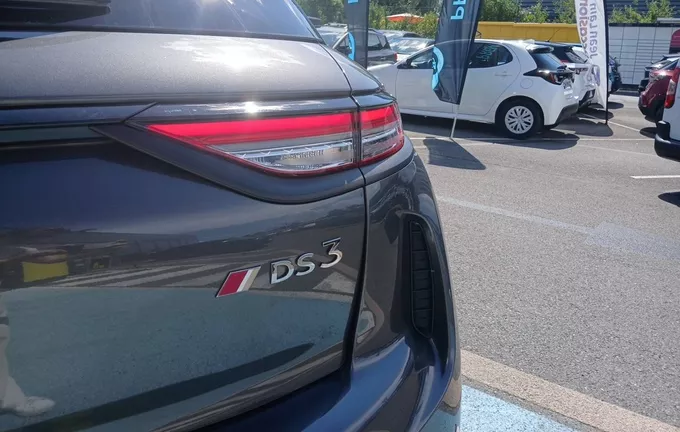 DS DS3 Crossback PureTech 130 EAT8 Performance Line photo 17 946114
