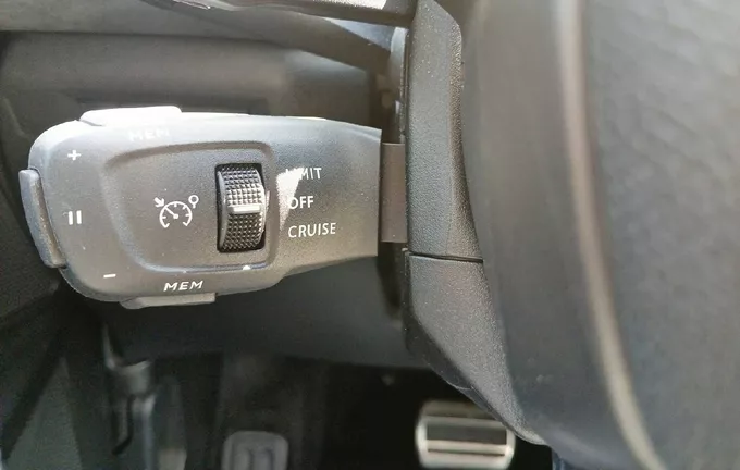 DS DS3 Crossback PureTech 130 EAT8 Performance Line photo 19 946114