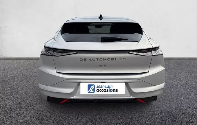 DS N°4 BlueHDi 130 Automatique Etoile - Cuir Nappa extérieur trois quart arrière droit 991189