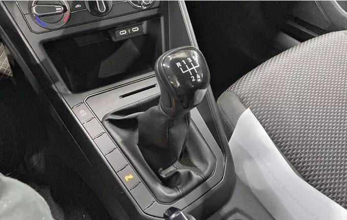 VOLKSWAGEN POLO 1.0 TSI 95 S&S BVM5 photo 16 2124912