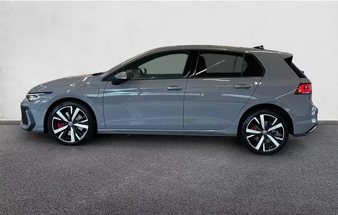 VOLKSWAGEN GOLF 1.5 eHybrid 272 DSG6 GTE extérieur trois quart arrière gauche 2130527