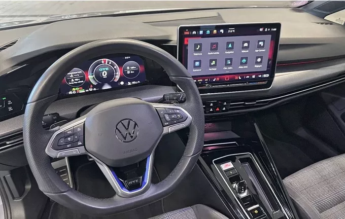 VOLKSWAGEN GOLF 1.5 eHybrid 272 DSG6 GTE photo 15 2130527