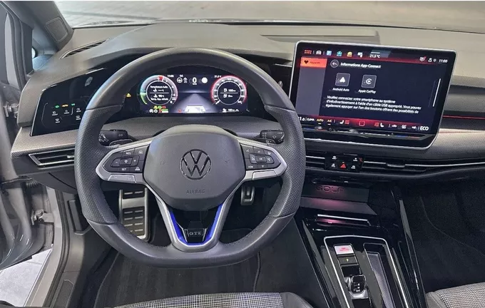 VOLKSWAGEN GOLF 1.5 eHybrid 272 DSG6 GTE photo 16 2130527