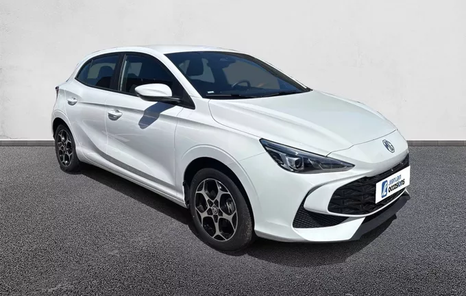 MG MG3 1.5 L Hybrid+ 195 ch Comfort extérieur trois quart avant droit 601191