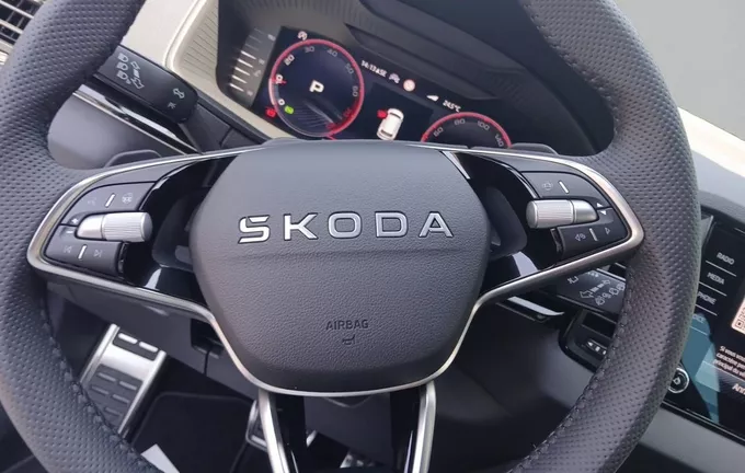 SKODA KAROQ 1.5 TSI Evo 2 150 ch ACT DSG7 Sportline photo 12 4715