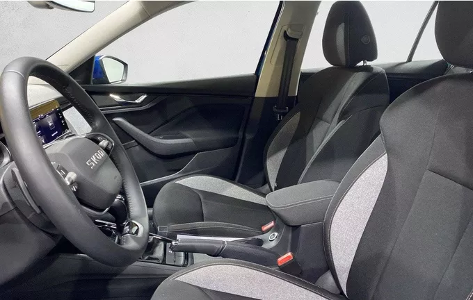 SKODA KAMIQ 1.0 TSI Evo 2 116 ch DSG7 Selection extérieur trois quart arrière droit 2121624