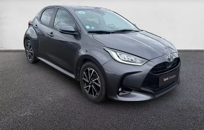 TOYOTA YARIS 120 VVT-i Design extérieur trois quart avant droit 1103070
