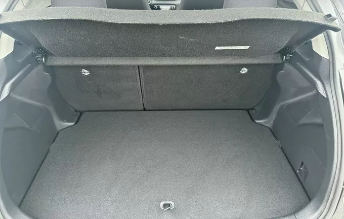 TOYOTA YARIS 120 VVT-i Design photo 10 1103070