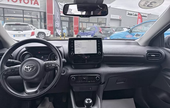 TOYOTA YARIS 120 VVT-i Design photo 18 1103070