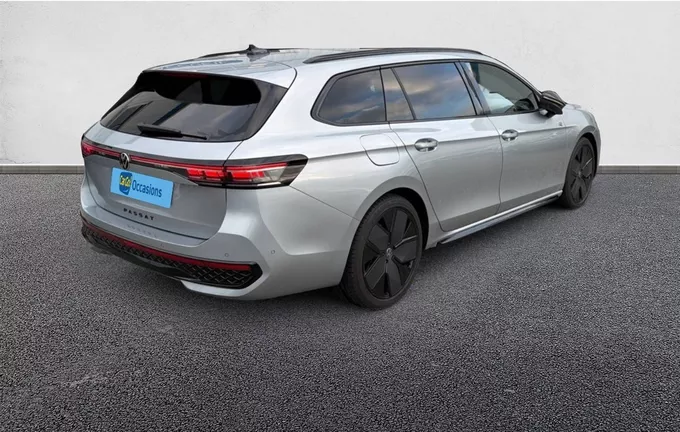 VOLKSWAGEN PASSAT 2.0 TDI EVO SCR 150 DSG7 R-Line extérieur avant 2123834