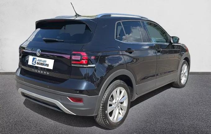 VOLKSWAGEN T-CROSS 1.6 TDI 95 Start/Stop DSG7 Carat extérieur trois quart arrière droit 2130131