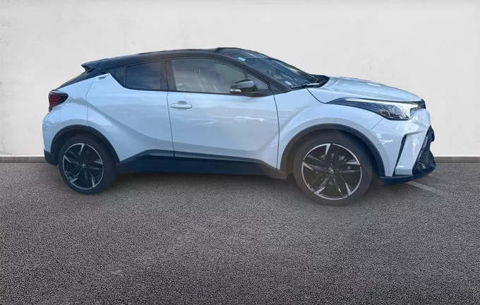 TOYOTA C-HR Hybride 2.0L GR-Sport extérieur côté droit 1103604