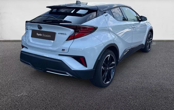 TOYOTA C-HR Hybride 2.0L GR-Sport extérieur trois quart arrière droit 1103604
