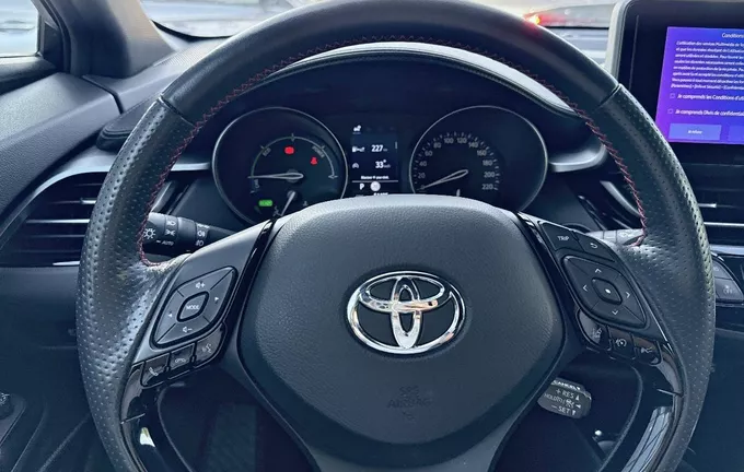TOYOTA C-HR Hybride 2.0L GR-Sport photo 12 1103604