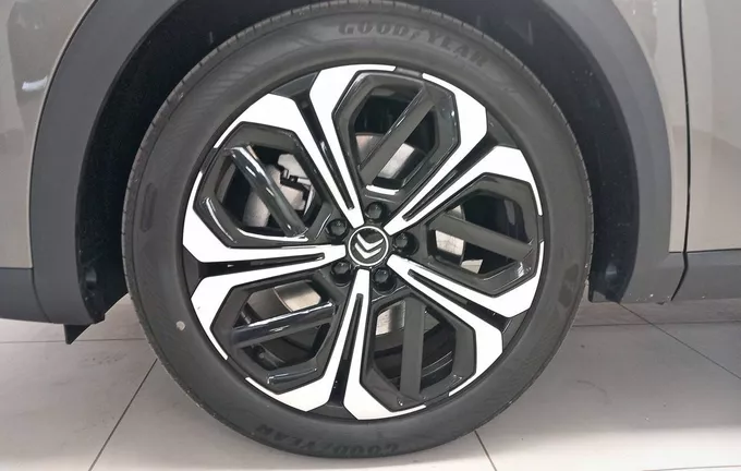 CITROEN C5 X Hybride Rechargeable 225 S&S e-EAT8 Shine photo 9 RV9932