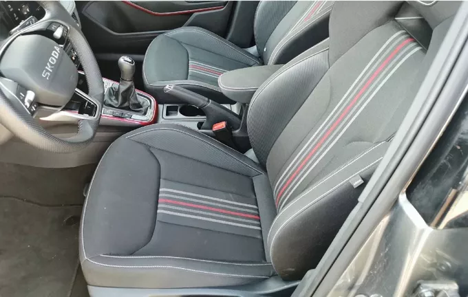 SKODA FABIA 1.0 TSI 95 ch EVO 2 BVM5 Monte-Carlo extérieur trois quart arrière droit 2129124