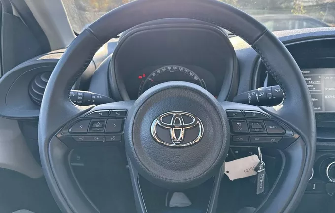 TOYOTA AYGO X 1.0 VVT-i 72 Dynamic photo 12 1102741