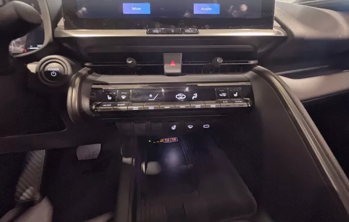 TOYOTA C-HR Hybride 140 Design photo 14 1103207