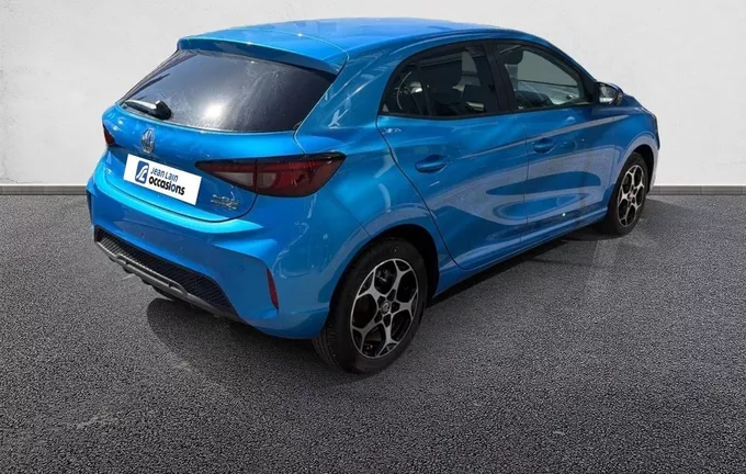 MG MG3 1.5 L Hybrid+ 195 ch Luxury extérieur trois quart arrière droit 601137