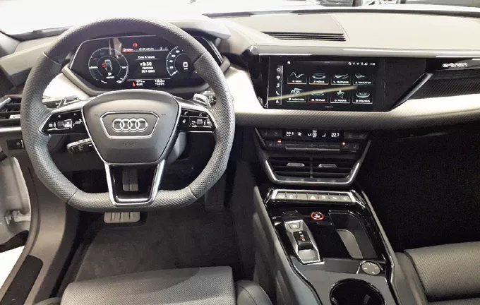 AUDI E-TRON GT 476 ch quattro Extended photo 18 5817