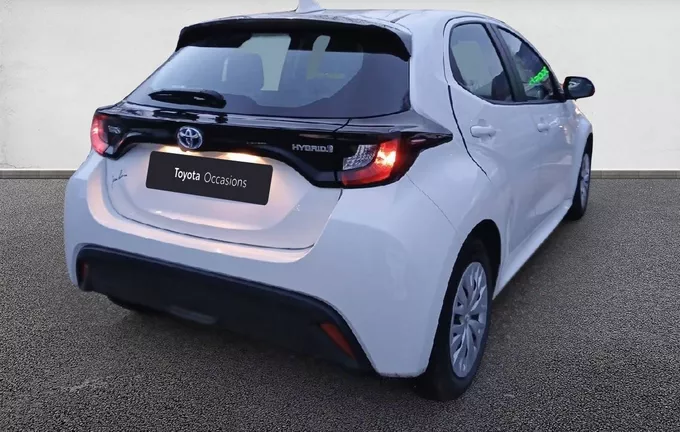 TOYOTA YARIS Hybride 116h Dynamic extérieur trois quart arrière droit 1103086