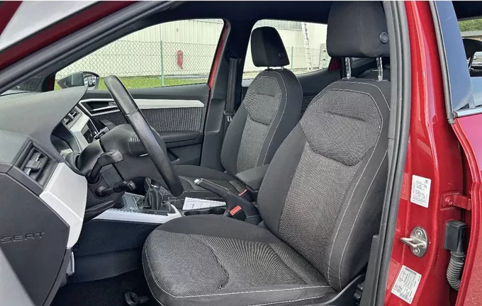 SEAT ARONA 1.0 EcoTSI 115 ch Start/Stop BVM6 Xcellence extérieur trois quart arrière droit 2127333