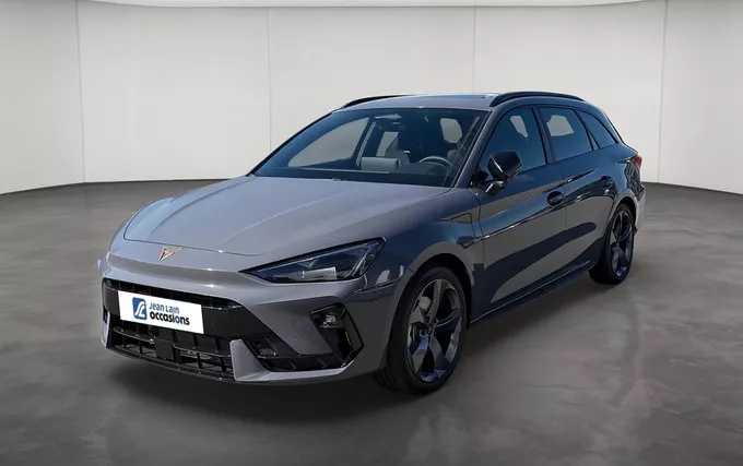 CUPRA LEON Sportstourer eHybrid 204 ch DSG6 V extérieur trois quart avant gauche 3466