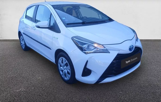 TOYOTA YARIS Hybride 100h France extérieur trois quart avant droit 1103668