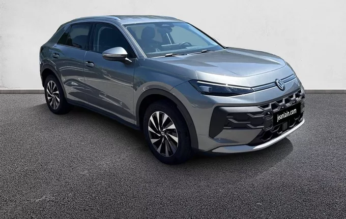 VOLKSWAGEN T-ROC 1.5 eTSI EVO2 Hybrid 150 ch DSG7 Style extérieur trois quart avant droit 9536