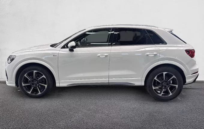 AUDI Q3 35 TDI 150 ch S tronic 7 S line extérieur côté gauche 213053