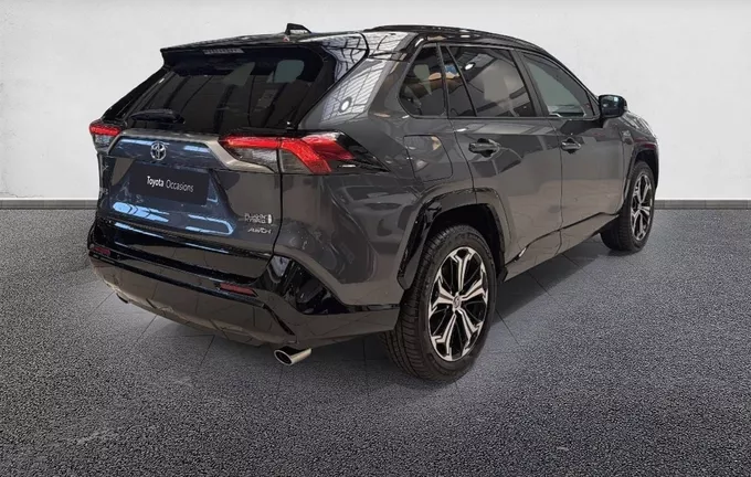 TOYOTA RAV4 Hybride Rechargeable AWD Collection extérieur trois quart arrière droit 1103869