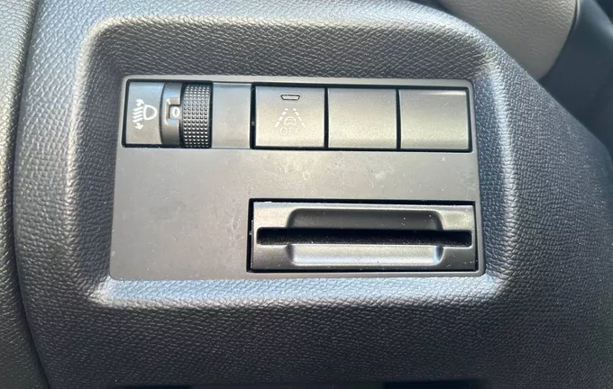 CITROEN C5 AIRCROSS PureTech 130 S&S BVM6 Feel photo 18 945276