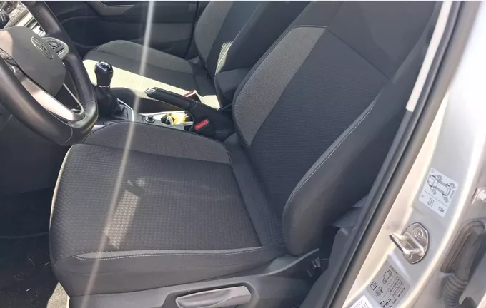 VOLKSWAGEN POLO 1.0 TSI 95 S&S BVM5 Life extérieur trois quart arrière droit 2128014
