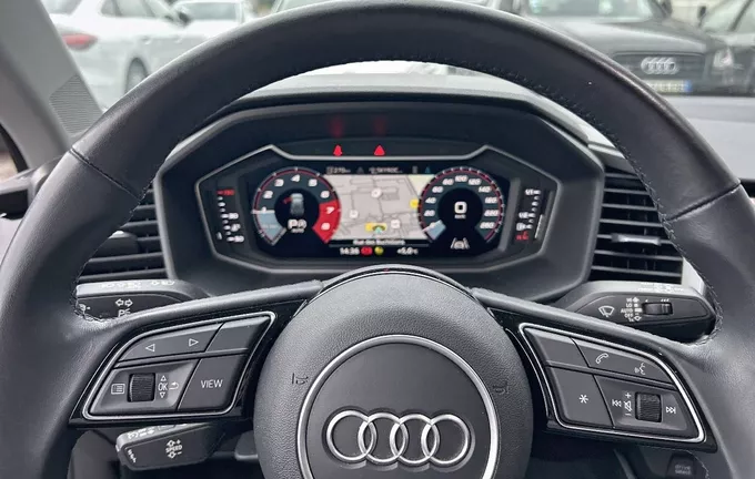AUDI A1 Allstreet 35 TFSI 150 ch S tronic 7 Design Luxe photo 12 2123658