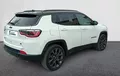 Miniature JEEP COMPASS 1.3 GSE T4 240 ch PHEV AT6 4xe eAWD S extérieur trois quart arrière droit 560330