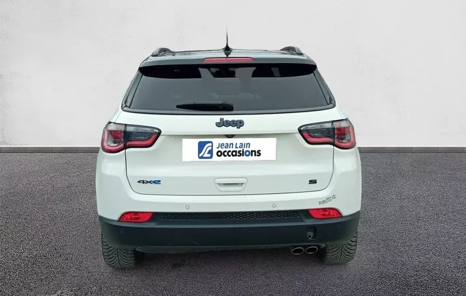 JEEP COMPASS 1.3 GSE T4 240 ch PHEV AT6 4xe eAWD S extérieur arrière 560330