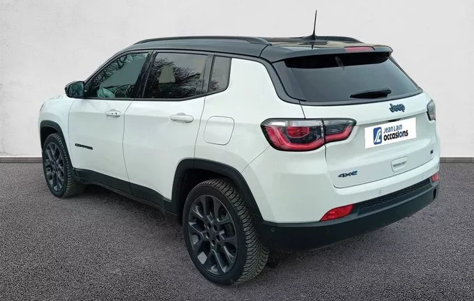 JEEP COMPASS 1.3 GSE T4 240 ch PHEV AT6 4xe eAWD S extérieur trois quart arrière gauche 560330