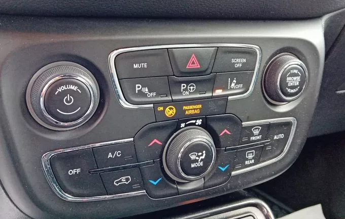 JEEP COMPASS 1.3 GSE T4 240 ch PHEV AT6 4xe eAWD S photo 14 560330