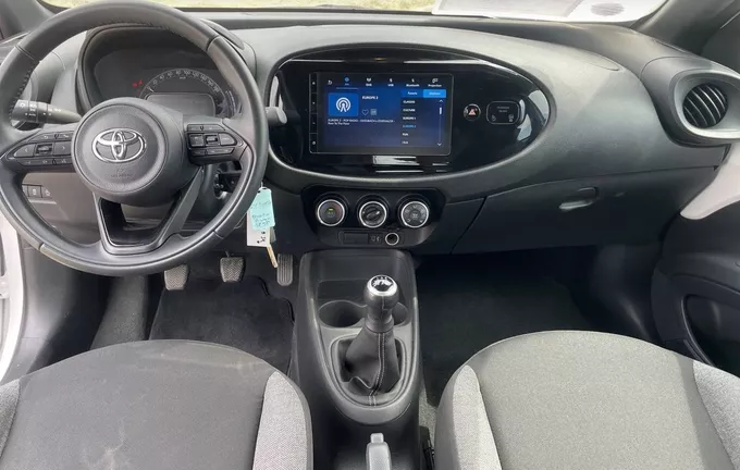 TOYOTA AYGO X 1.0 VVT-i 72 Dynamic photo 18 1103763