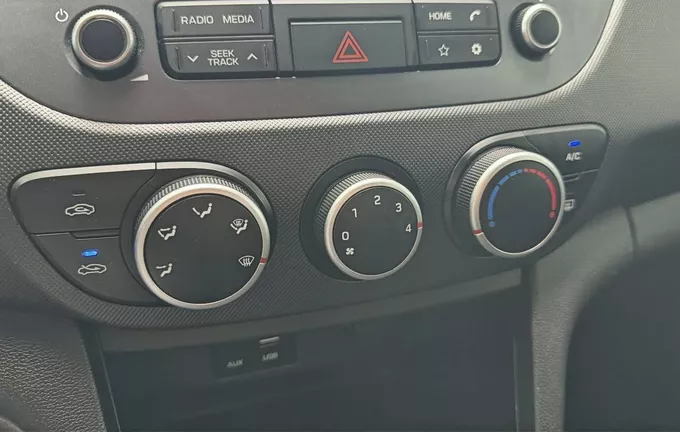 HYUNDAI I10 1.0 66 BVM5 Edition #Mondial 2019 photo 14 213101