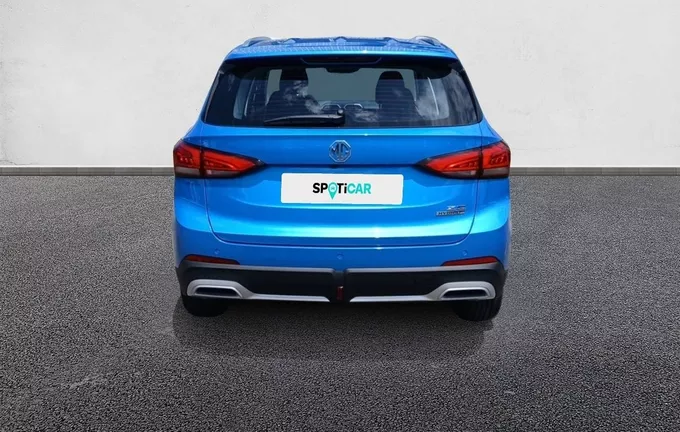 MG ZS 1.5 L Hybrid+ 197 ch Comfort extérieur trois quart arrière droit 601142