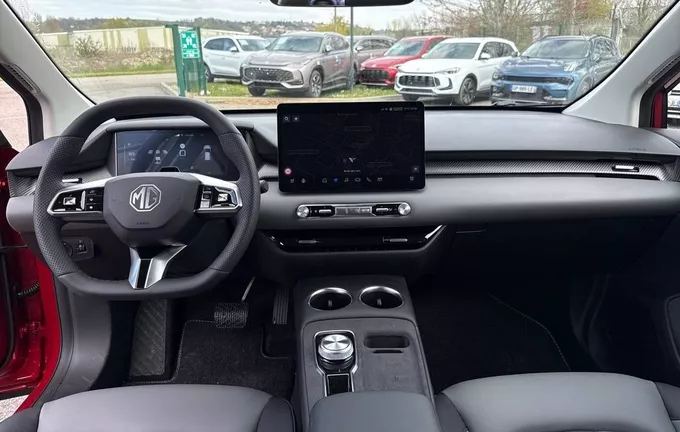 MG MG4 EV 64kWh - 140 kW Premium photo 30 7879