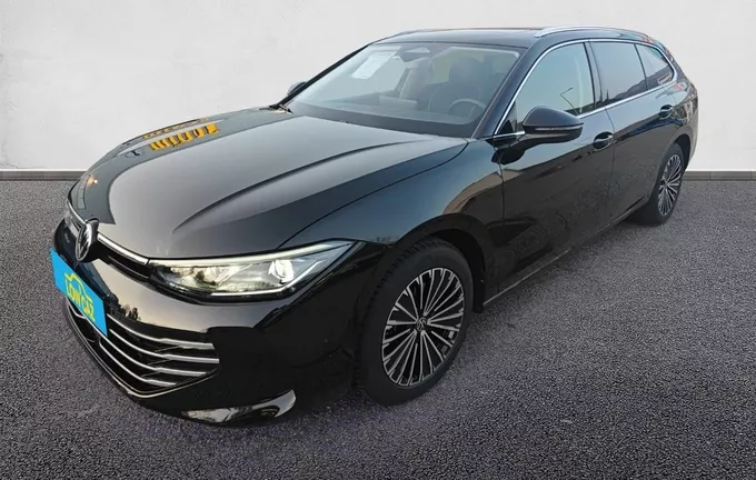 VOLKSWAGEN PASSAT 2.0 TDI EVO SCR 150 DSG7 Elegance extérieur trois quart avant gauche 212835