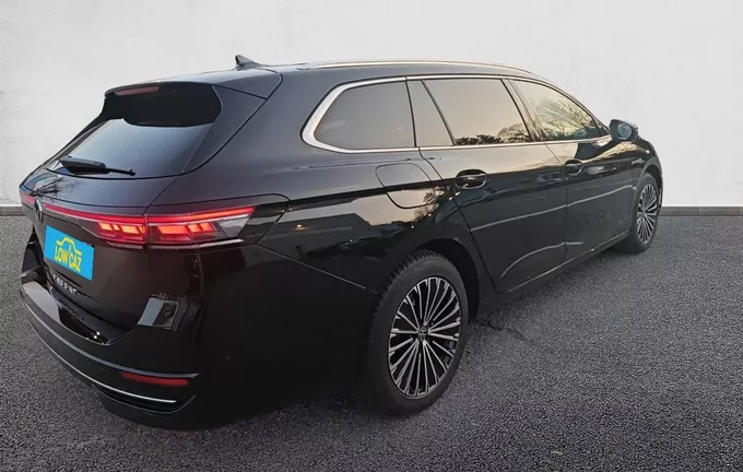 VOLKSWAGEN PASSAT 2.0 TDI EVO SCR 150 DSG7 Elegance extérieur trois quart arrière droit 212835