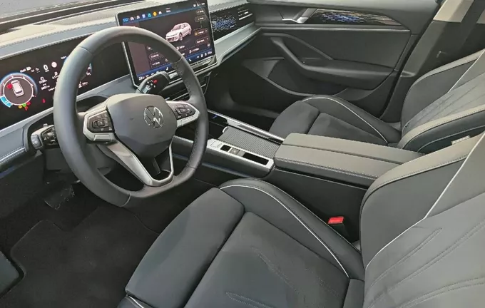 VOLKSWAGEN PASSAT 2.0 TDI EVO SCR 150 DSG7 Elegance photo 11 212835