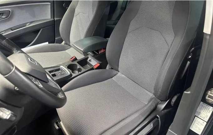 SEAT LEON 1.5 TGI 130 Start/Stop DSG7 extérieur trois quart arrière droit 2132105