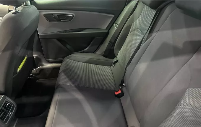 SEAT LEON 1.5 TGI 130 Start/Stop DSG7 extérieur arrière 2132105