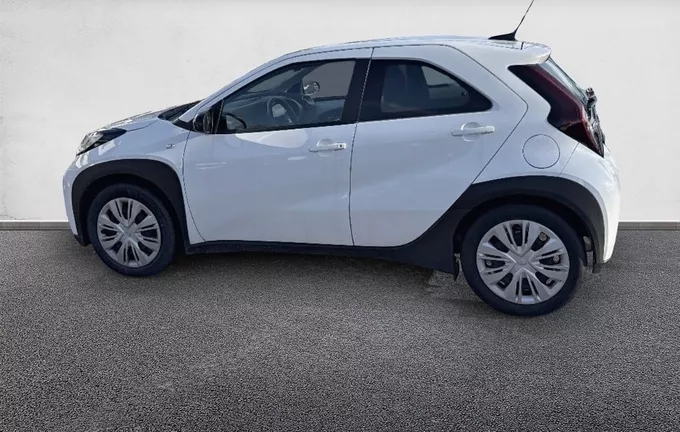 TOYOTA AYGO X 1.0 VVT-i 72 Dynamic extérieur côté gauche 1102792