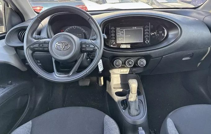 TOYOTA AYGO X 1.0 VVT-i 72 Dynamic photo 18 1102792